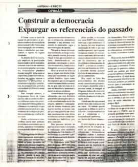 Construir a democracia, expurgar os referenciais do passado, artigo de Péricles Miranda. In "Voz di Povo"