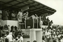 Cerimónia de proclamação da independência de Cabo Verde, no Estádio da Várzea, na cidade da Praia (5 Julho de 1975)