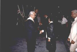Convidada cumprimenta o novo Presidente da República de Cabo Verde, Comandante Pedro Pires