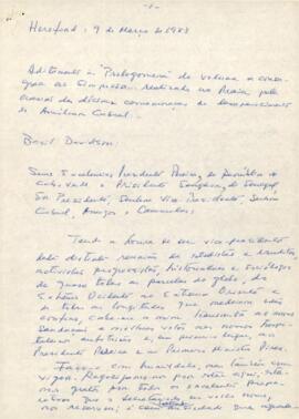 Comunicação de Mr.  Basil Davidson